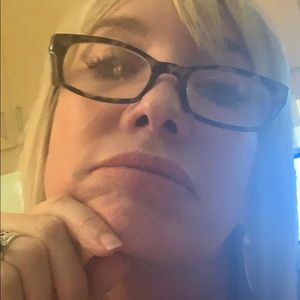 Meet your Posher, Kiki